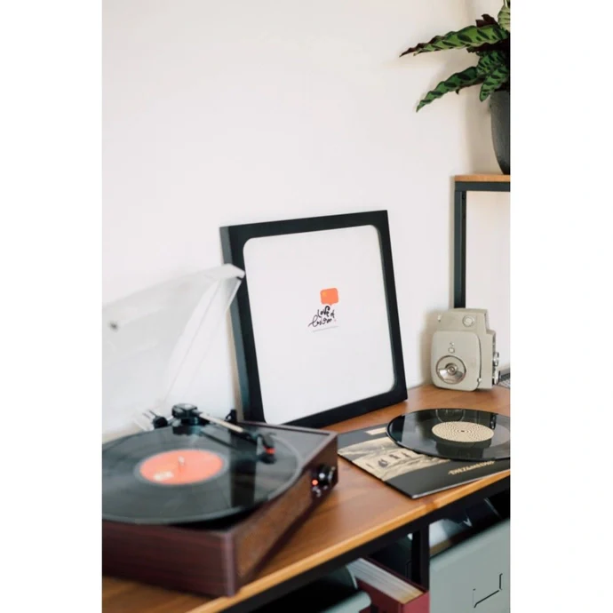 Vinyl Frame, Black [Toys] - Image 3